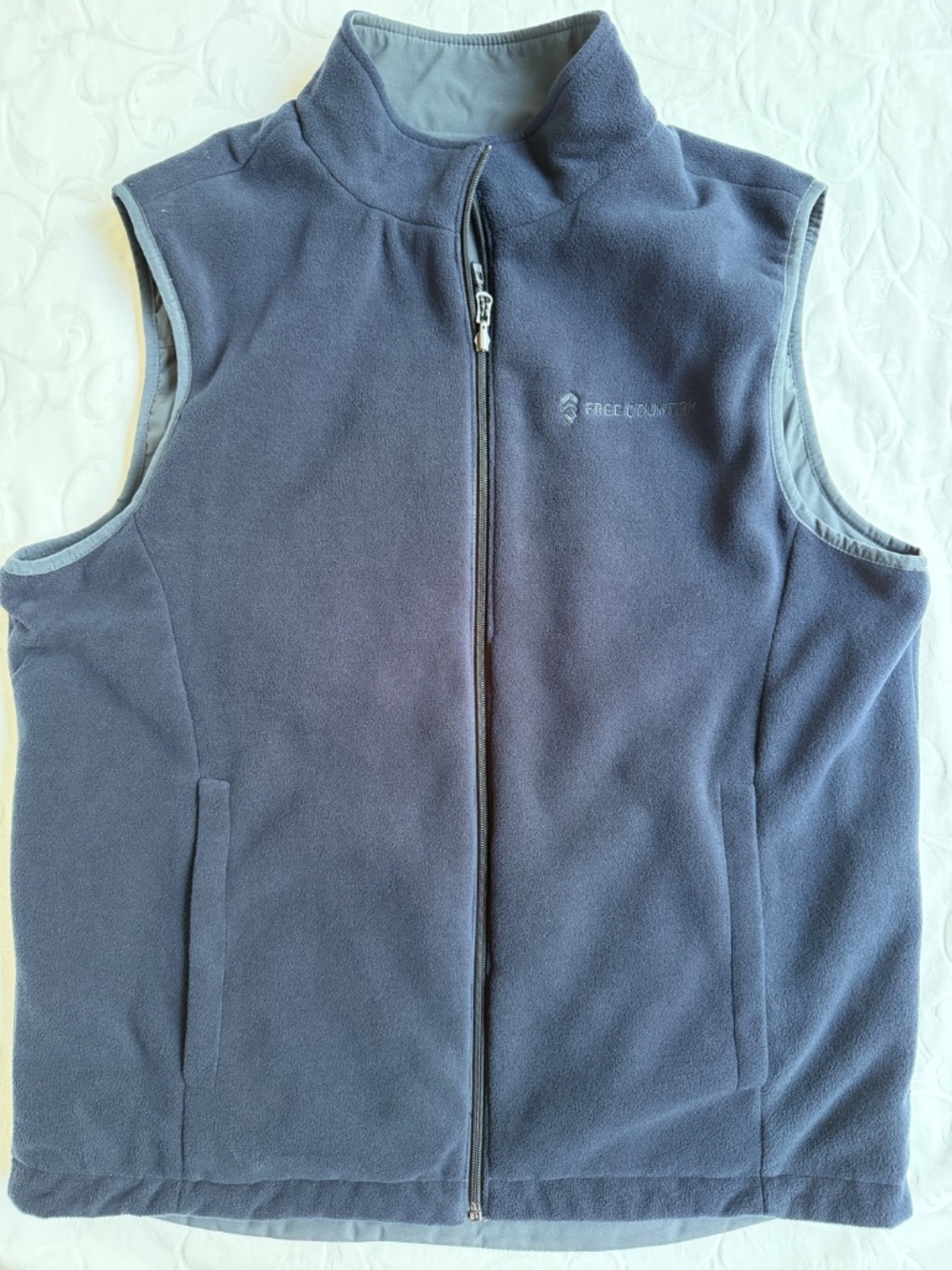Men's Reversible Fleece Vest Free Country Sz M